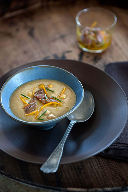 Chickpea soup with Anchovies and Rosemary