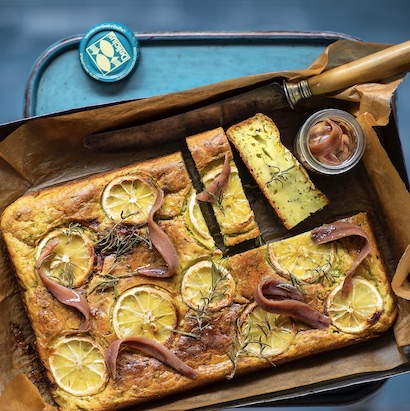 Lemon, rosemary and Anchovies cake