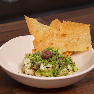 Warm Salad with cuttlefish, broccoli and Delicius Anchovy dip