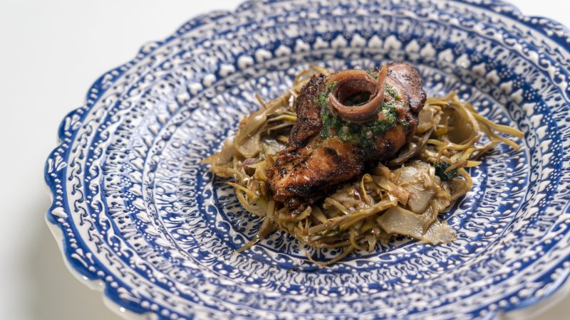 Guinea fowl with anchovy-flavoured butter