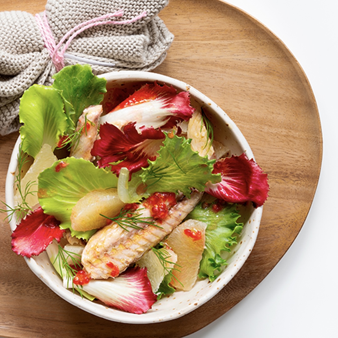 Insalata di sgombro e pompelmo rosa